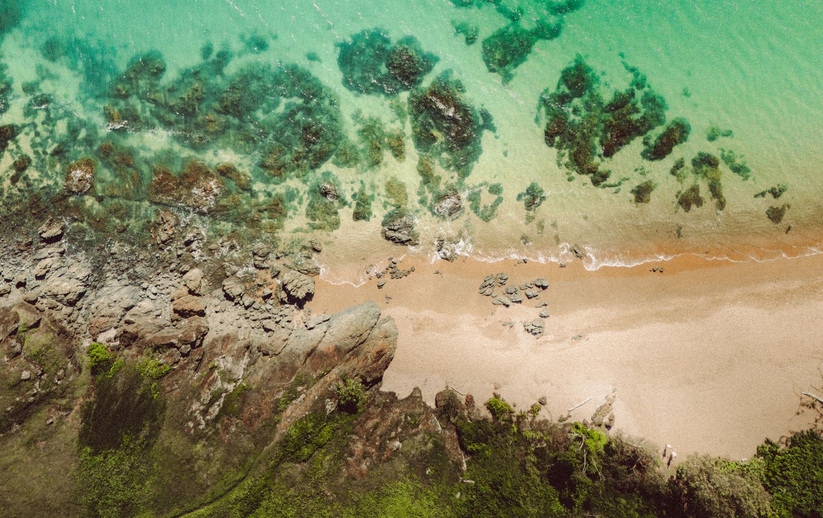 Title verification — tracing a land parcel through the record of rights